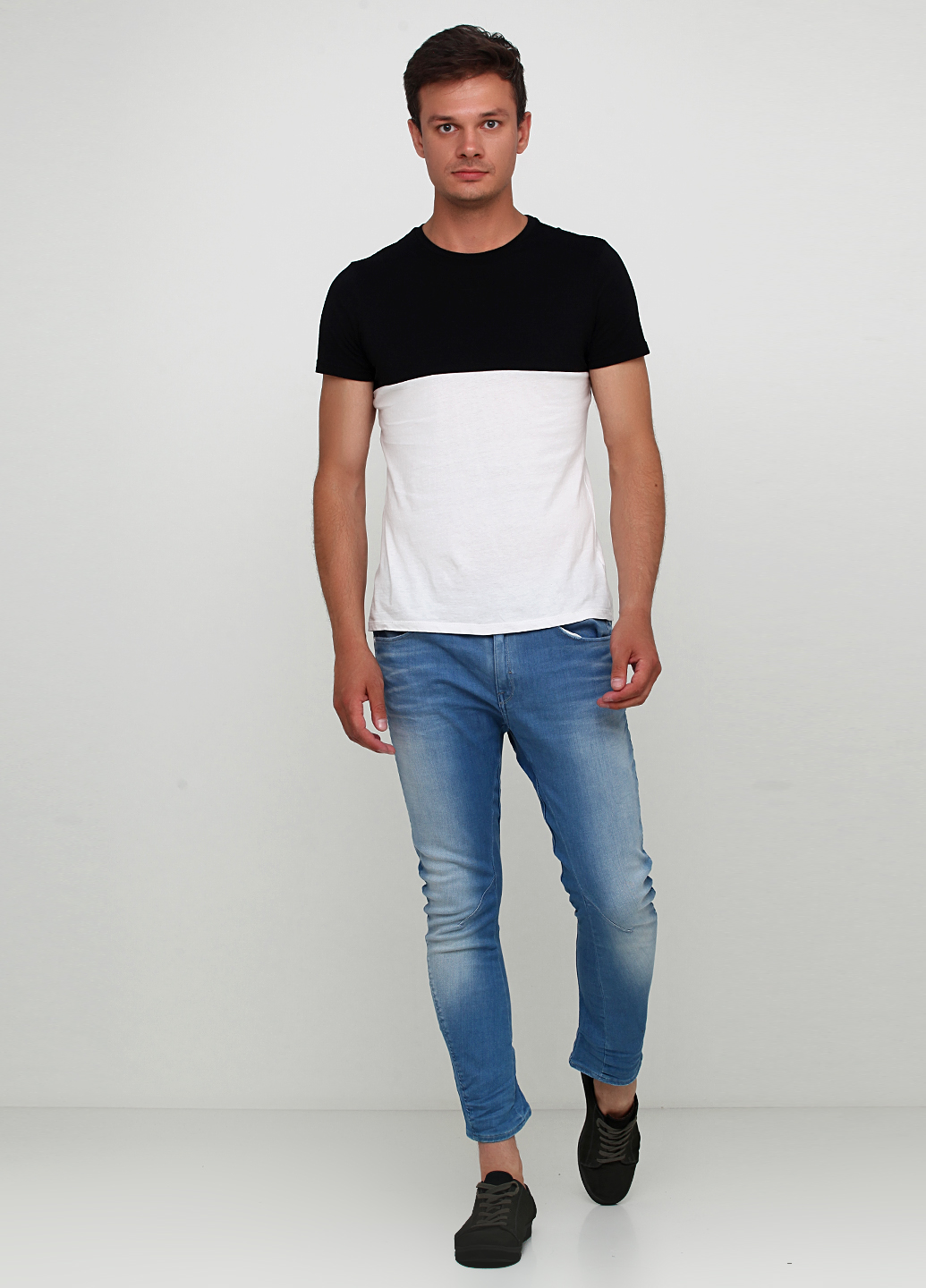 Джинсы G-Star Raw 60236-5046-071 голубой, Джинсы G-Star Raw 60236-5046-071 31-32 голубой
Джинсы G-Star Raw 60236-5046-071 голубой, Джинсы G-Star Raw 60236-5046-071 31-32 голубой
