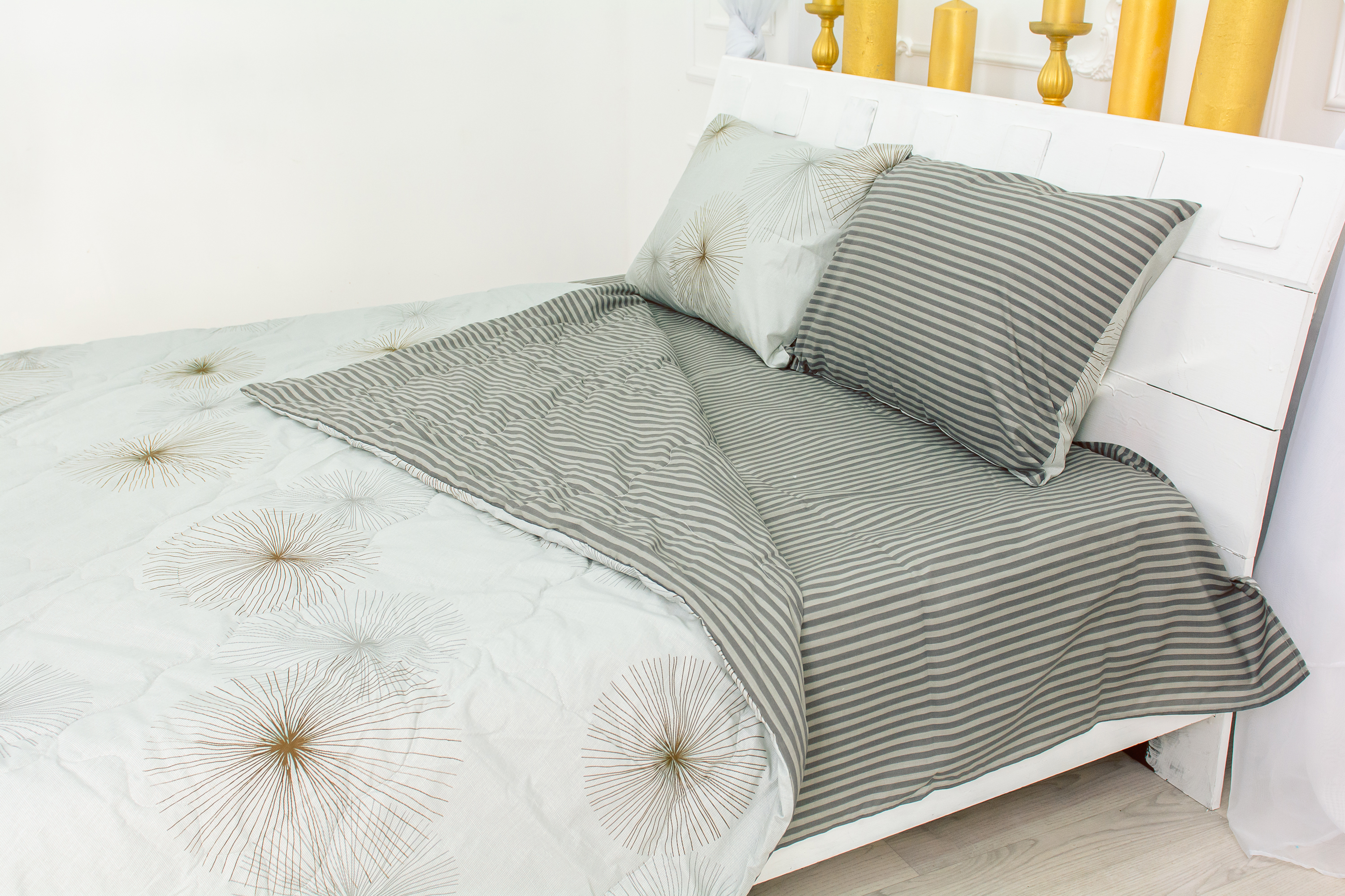 Летний постельный комплект MirSon №2410 EcoSilk 19-2491 Leone одеяла 2 х 155х215 см + наволочки 2 х 50х70 см + простынь 220x240 см
Летний постельный комплект MirSon №2410 EcoSilk 19-2491 Leone одеяла 2 х 155х215 см + наволочки 2 х 50х70 см + простынь 220x240 см