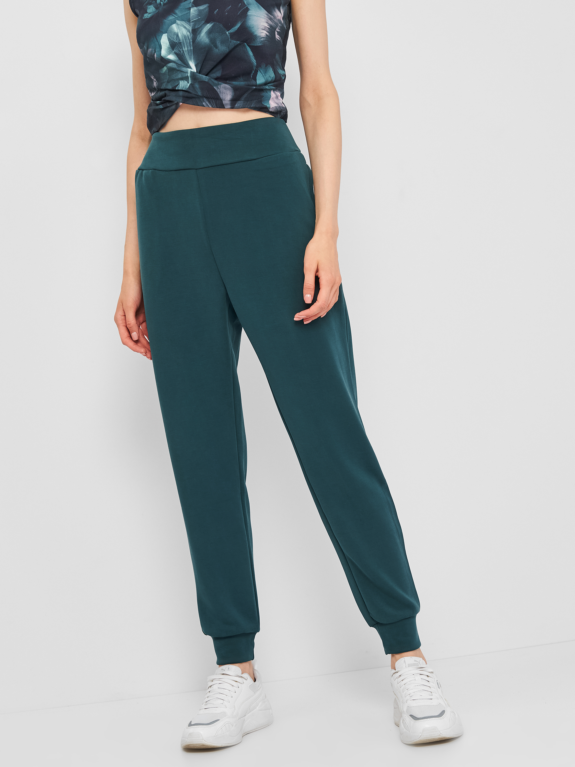 Спортивные штаны 4F H4L21-SPDD011A-40S Dark Green, Спортивные штаны 4F H4L21-SPDD011A-40S M Dark Green
Спортивные штаны 4F H4L21-SPDD011A-40S Dark Green, Спортивные штаны 4F H4L21-SPDD011A-40S M Dark Green