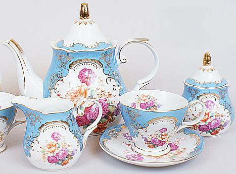 Чайный сервиз 15 предметов на 6 персон Bona Di Gold Tea&Coffee Blue 200 мл фарфоровый голубой (BD-282-C84)
Чайный сервиз 15 предметов на 6 персон Bona Di Gold Tea&Coffee Blue 200 мл фарфоровый голубой (BD-282-C84)