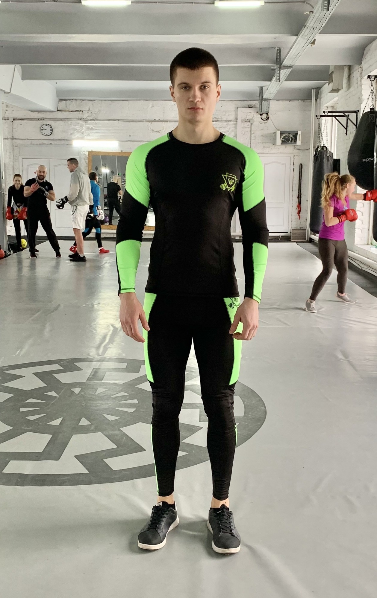 Мужской спортивный комплект(Рашгард+тайтсы) fitU Force G-black 2.0 Черно-зеленый, Мужской спортивный комплект(Рашгард+тайтсы) fitU Force G-black 2.0 XL Черно-зеленый
Мужской спортивный комплект(Рашгард+тайтсы) fitU Force G-black 2.0 Черно-зеленый, Мужской спортивный комплект(Рашгард+тайтсы) fitU Force G-black 2.0 XL Черно-зеленый