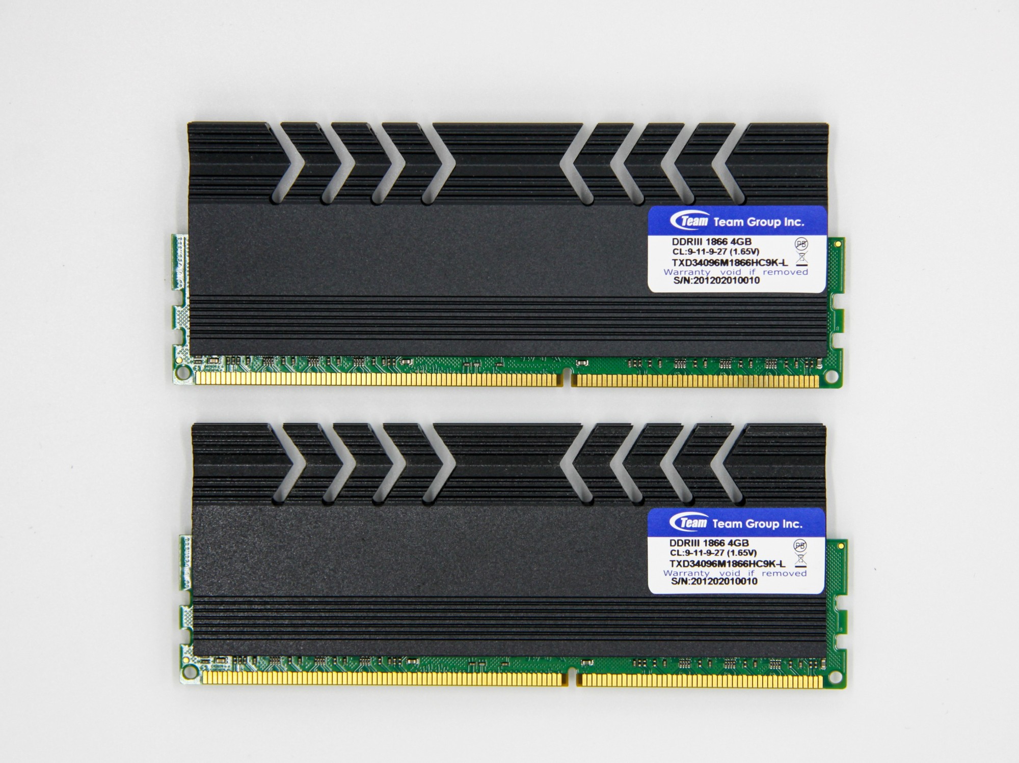 Оперативная память Team DIMM 8Gb (2*4Gb) DDR3-1866MHz PC3-14900 CL9 (TXD34096M1866HC9K-L) Refurbished
Оперативная память Team DIMM 8Gb (2*4Gb) DDR3-1866MHz PC3-14900 CL9 (TXD34096M1866HC9K-L) Refurbished