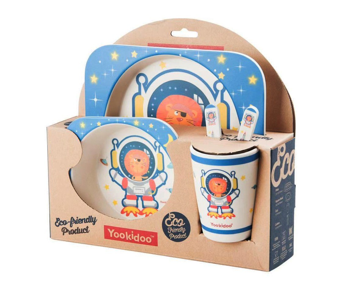 Набор посуды из волокна бамбука Yookidoo&Smileykids Космонавт Лев 5 предметов
Набор посуды из волокна бамбука Yookidoo&Smileykids Космонавт Лев 5 предметов