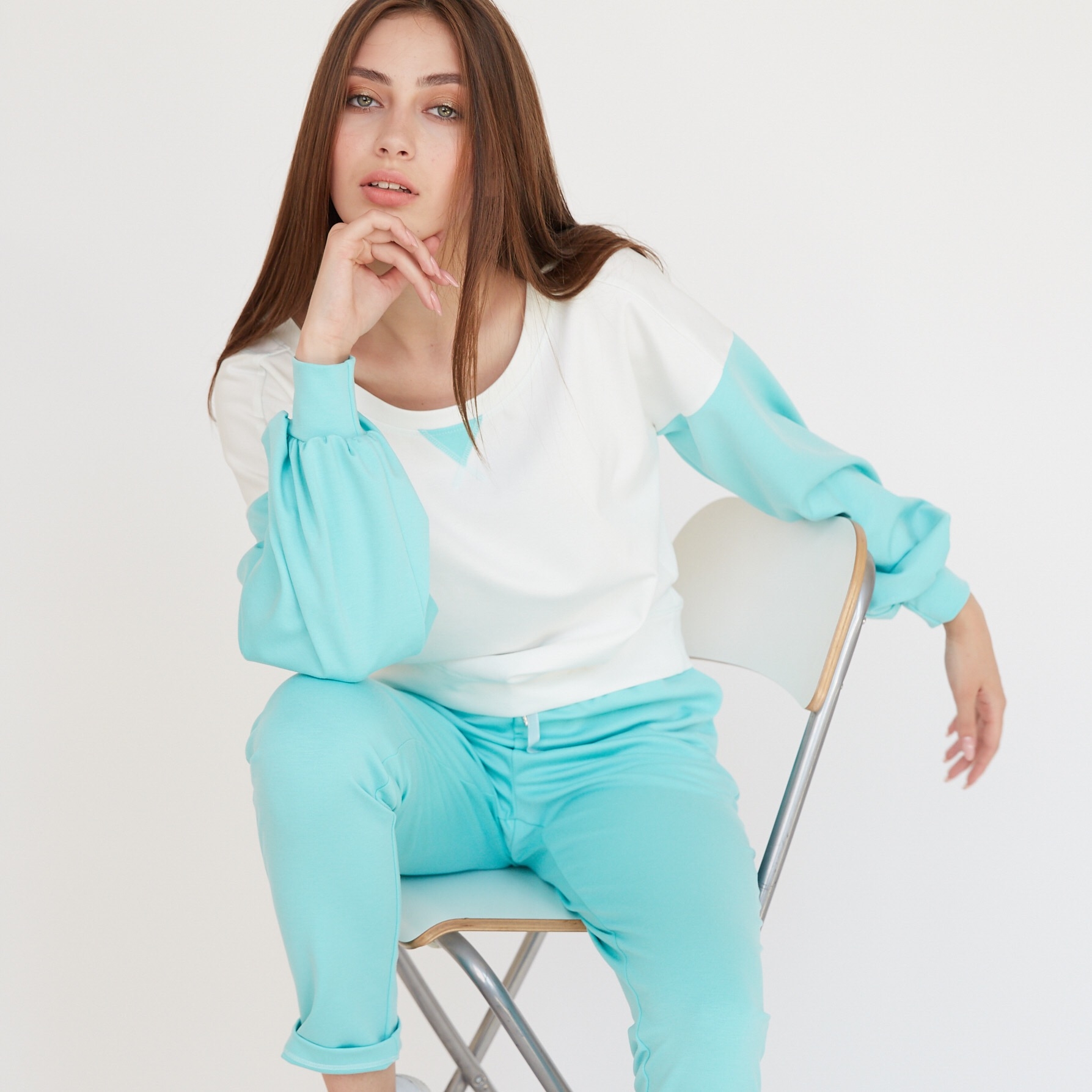 Спортивный костюм BE UNlQUE Мятный (00021-LightBlue, Спортивный костюм BE UNlQUE S Мятный (00021-LightBlue-S)
Спортивный костюм BE UNlQUE Мятный (00021-LightBlue, Спортивный костюм BE UNlQUE S Мятный (00021-LightBlue-S)