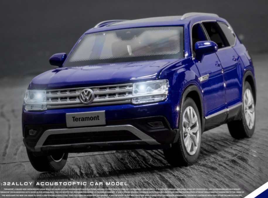 Детская игрушечная машина Volkswagen Teramont 1:32 синяя с функцией устойчивости звука и света
Детская игрушечная машина Volkswagen Teramont 1:32 синяя с функцией устойчивости звука и света