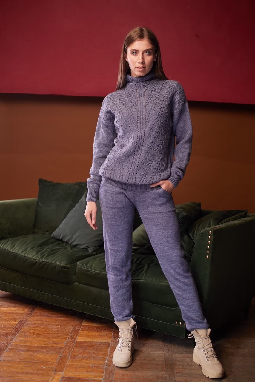 Fashions • Женский костюм Imogen Fashions - сирень (995, Fashions • Женский костюм Imogen Fashions 44-48 сирень (995)
Fashions • Женский костюм Imogen Fashions - сирень (995, Fashions • Женский костюм Imogen Fashions 44-48 сирень (995)