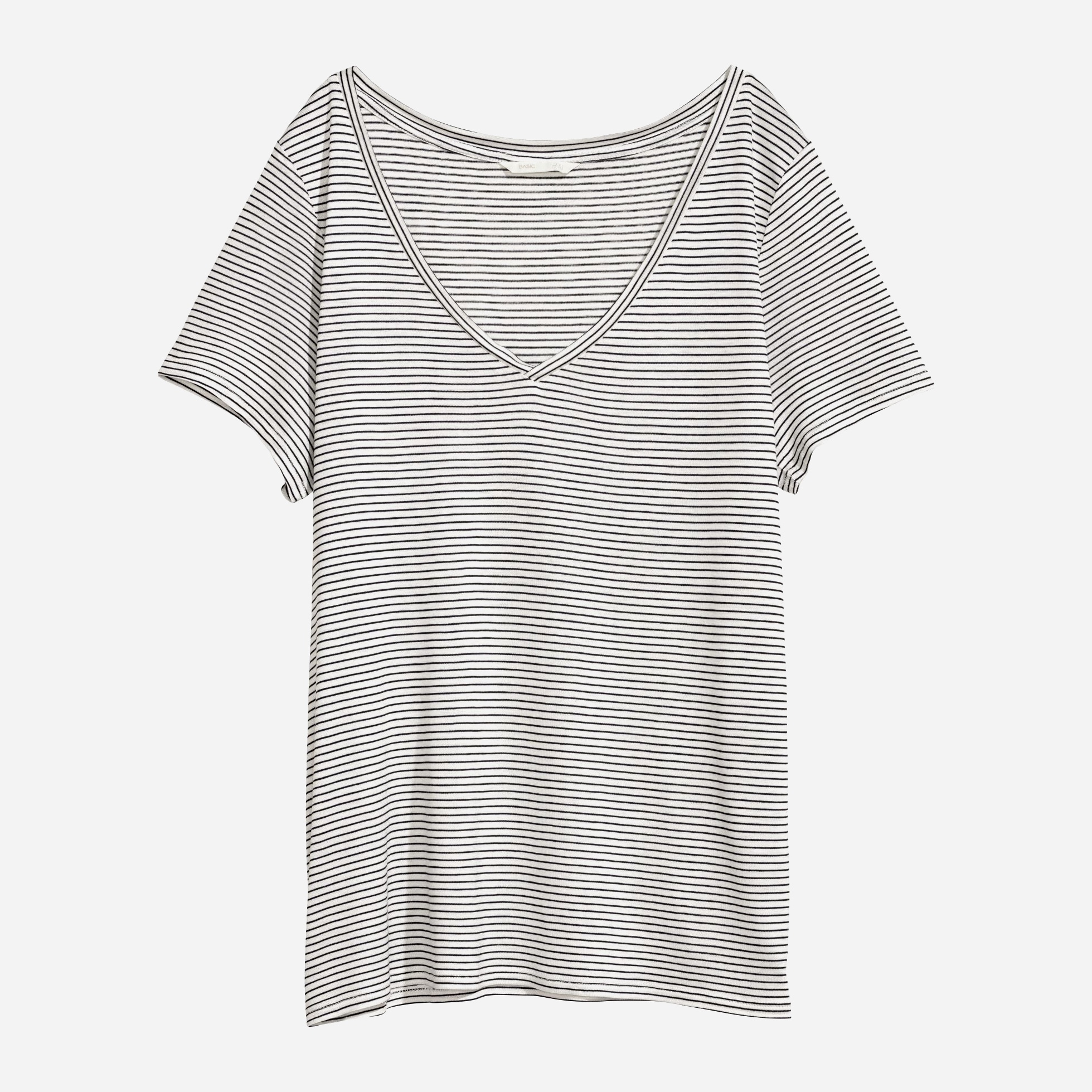 Футболка H&M 307-568137 Белая с черным, Футболка H&M 307-568137 XS Белая с черным
Футболка H&M 307-568137 Белая с черным, Футболка H&M 307-568137 XS Белая с черным