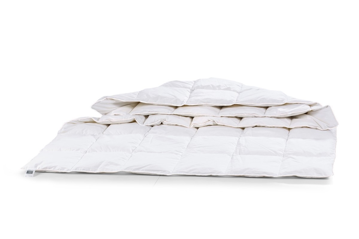 Одеяло антиаллергенное с "EcoSilk" Зимнее "Luxury Exclusive" №1317 155x215 см
Одеяло антиаллергенное с "EcoSilk" Зимнее "Luxury Exclusive" №1317 155x215 см