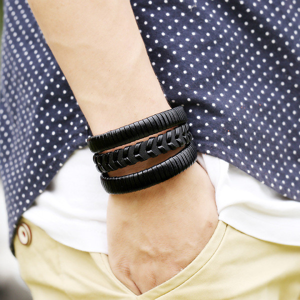 Браслет КООRА из натуральной кожи 22.0х3.1 см унисекс 00312
Браслет КООRА из натуральной кожи 22.0х3.1 см унисекс 00312