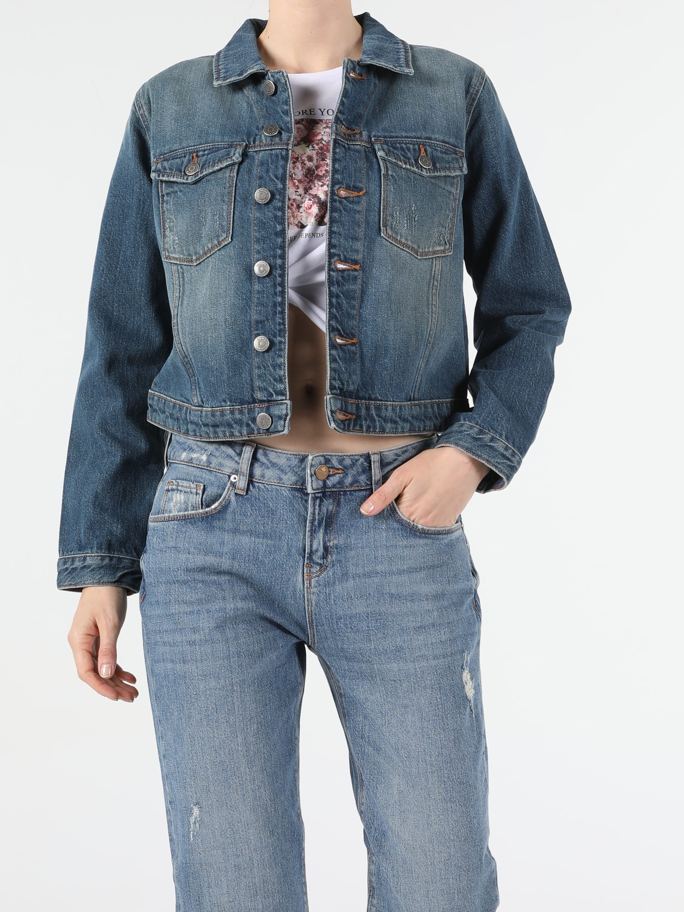 Джинсовая куртка Colin' CL1054734DN40930 Rovigo Wash, Джинсовая куртка Colin's CL1054734DN40930 S Rovigo Wash
Джинсовая куртка Colin' CL1054734DN40930 Rovigo Wash, Джинсовая куртка Colin's CL1054734DN40930 S Rovigo Wash