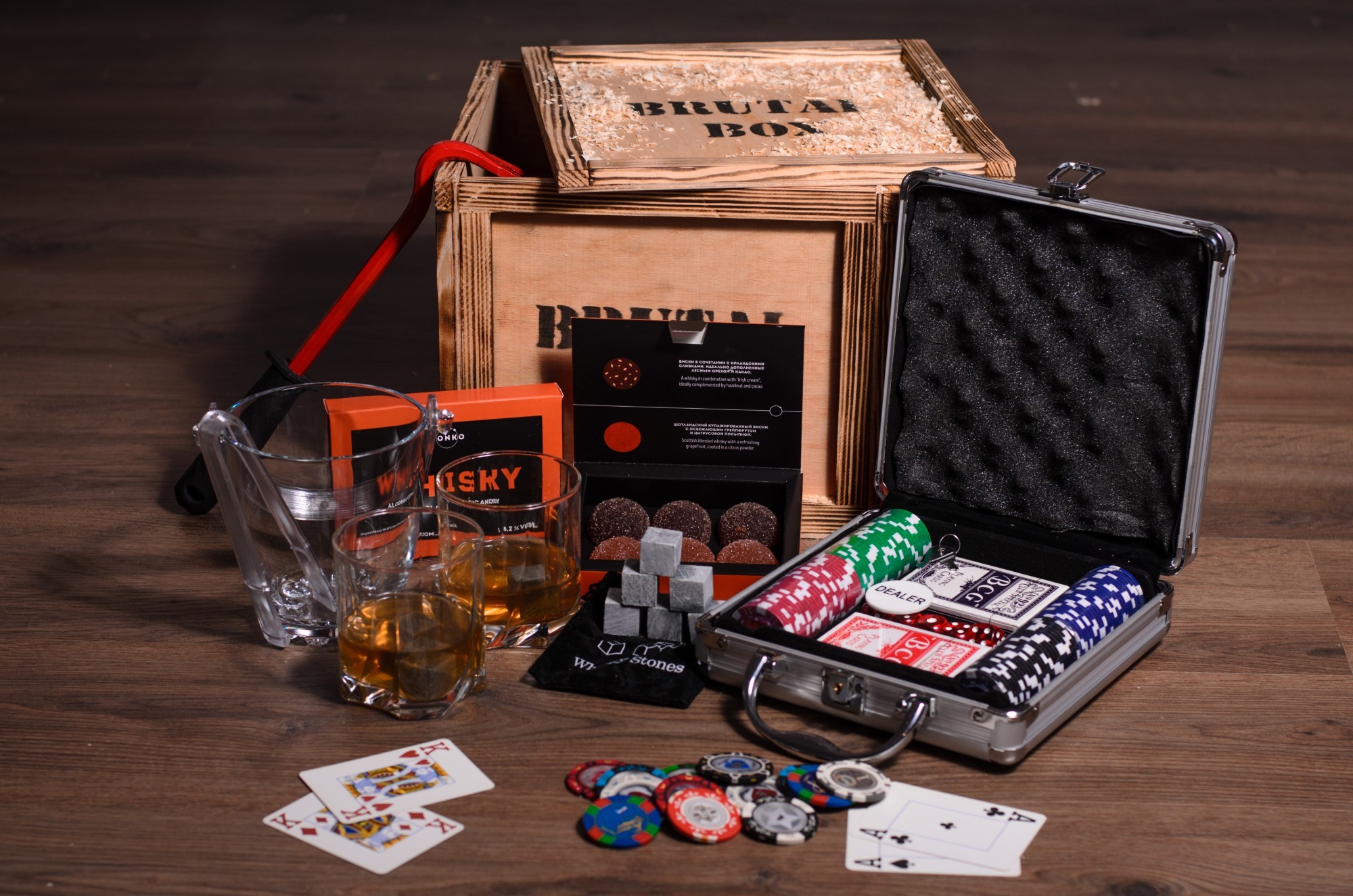 Мужской подарочный набор Brutal Box "Poker Whiskey BOX" в деревянном ящике с ломом ( brutalbox 0101)
Мужской подарочный набор Brutal Box "Poker Whiskey BOX" в деревянном ящике с ломом ( brutalbox 0101)