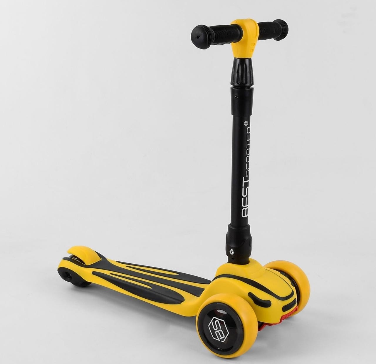 Самокат трехколесный Best Scooter, складной алюминиевый руль, 3 колеса PU со светом, d-12 см черно желтый
Самокат трехколесный Best Scooter, складной алюминиевый руль, 3 колеса PU со светом, d-12 см черно желтый
