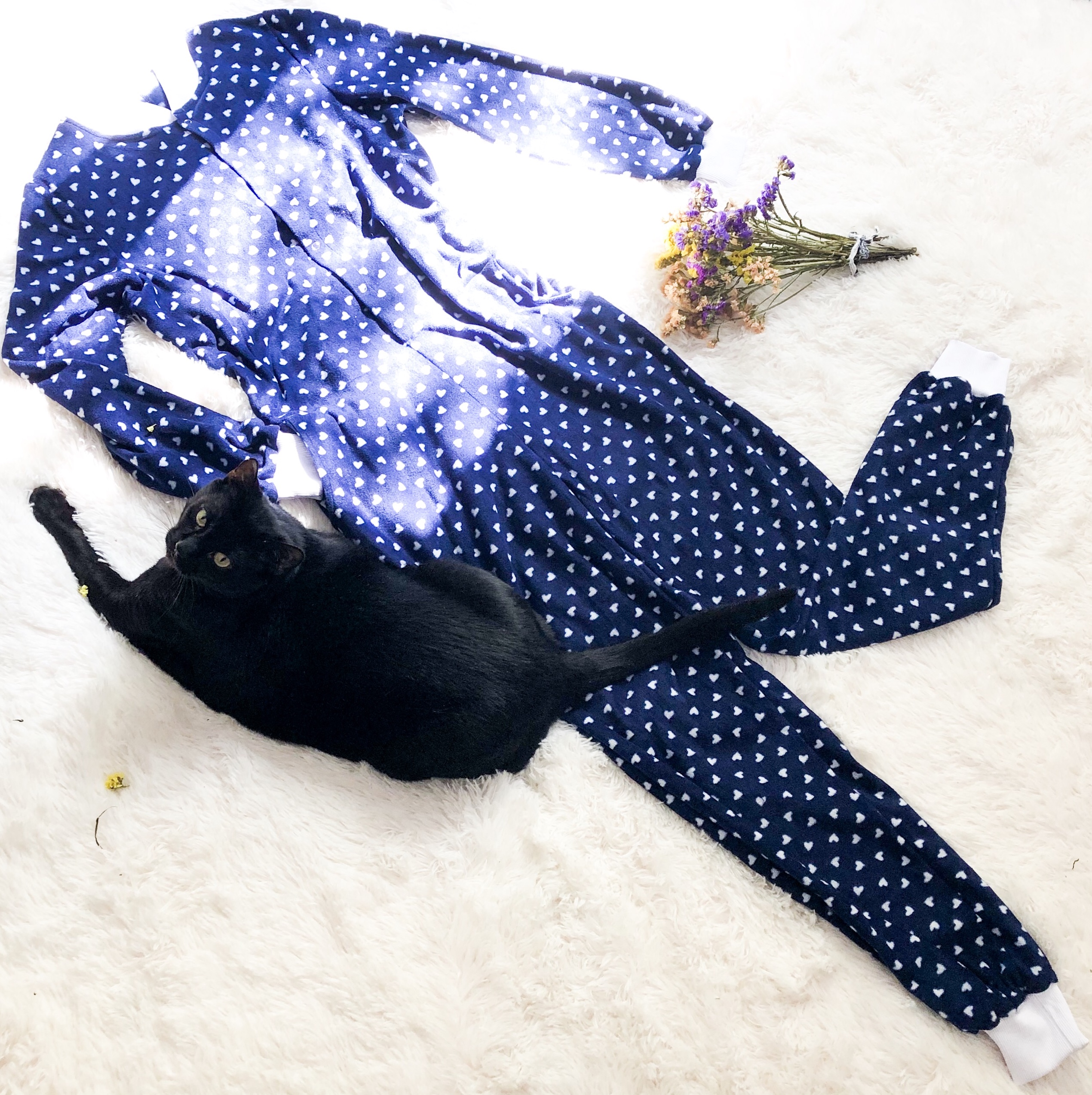 Флисовая пижама-комбинезон Pijama po fanu синяя 111120, Флисовая пижама-комбинезон Pijama po fanu L синяя 111120
Флисовая пижама-комбинезон Pijama po fanu синяя 111120, Флисовая пижама-комбинезон Pijama po fanu L синяя 111120