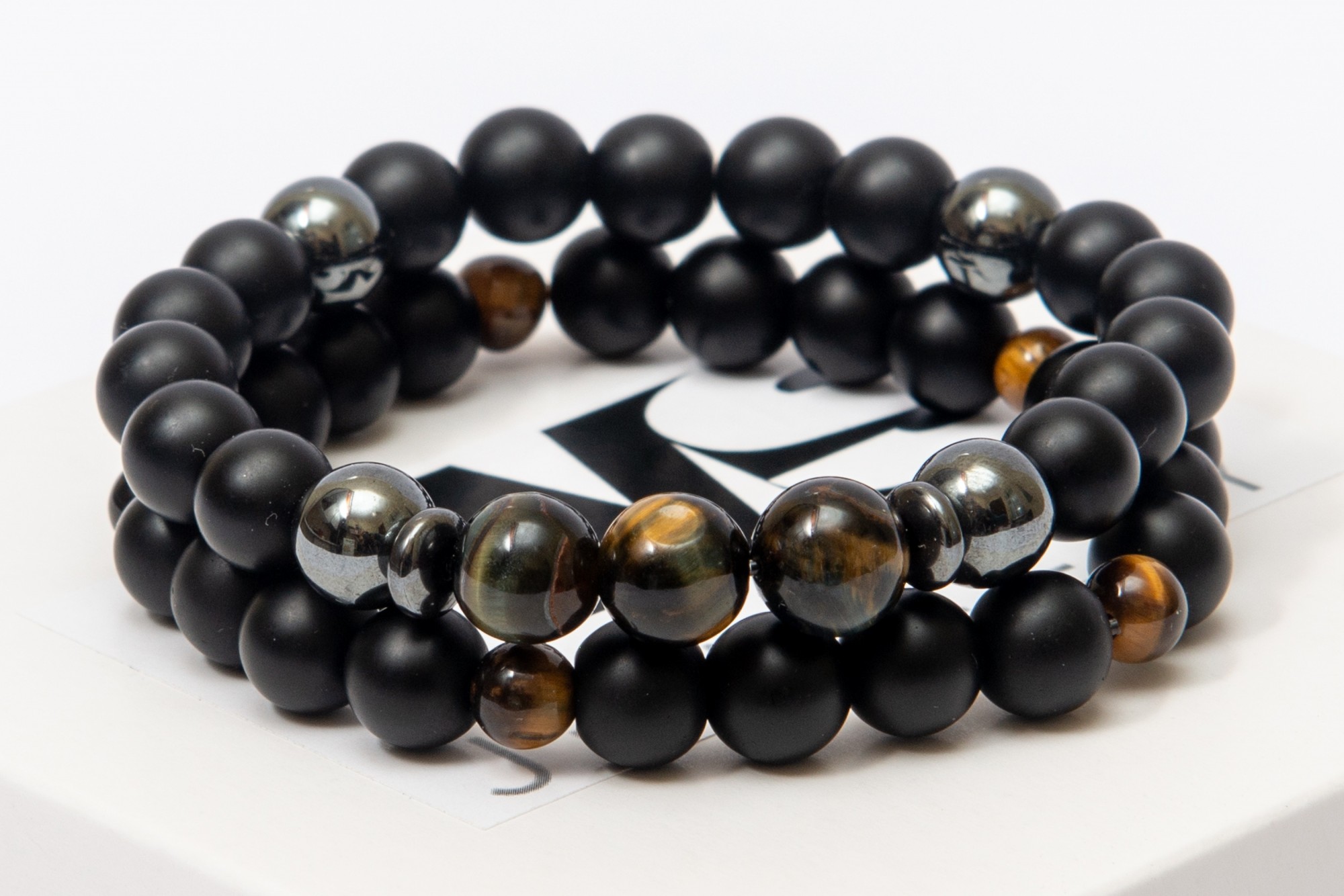 Парный браслет мужской DMS Jewelry из натуральных камней Ø 8мм: шунгит, гематит (синт.), тигровый глаз BRAVE TIGER
Парный браслет мужской DMS Jewelry из натуральных камней Ø 8мм: шунгит, гематит (синт.), тигровый глаз BRAVE TIGER