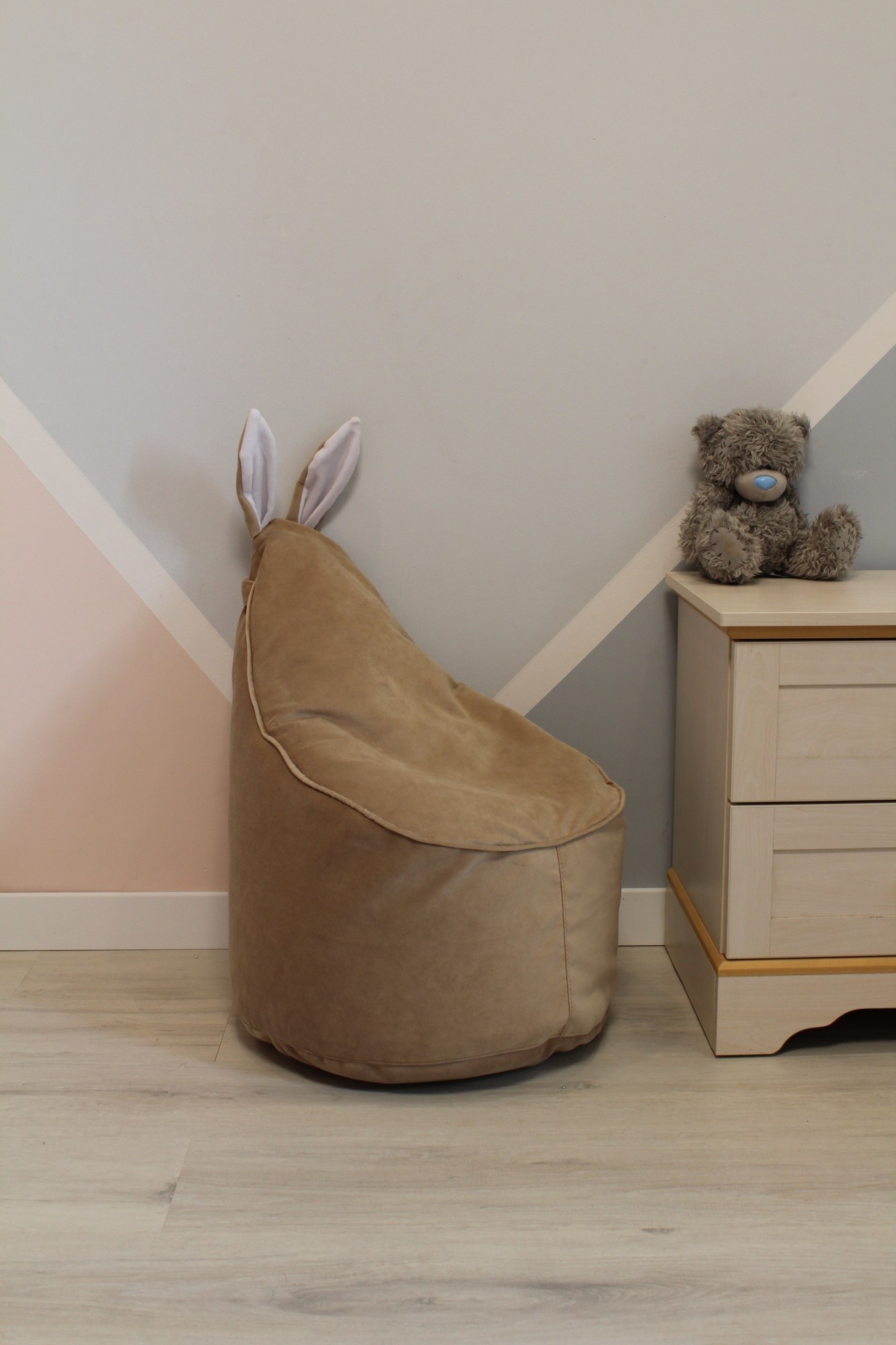 Детское велюровое светло-бежевое Кресло-мешок 80*55 Maikinbaby
Детское велюровое светло-бежевое Кресло-мешок 80*55 Maikinbaby