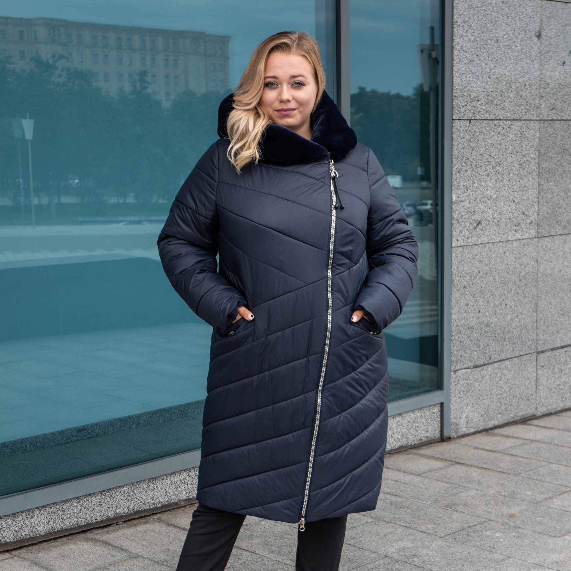 Зимняя женская куртка большого размера UF-Fashion Сиена кролик -ad 60 темно-синий
Зимняя женская куртка большого размера UF-Fashion Сиена кролик -ad 60 темно-синий