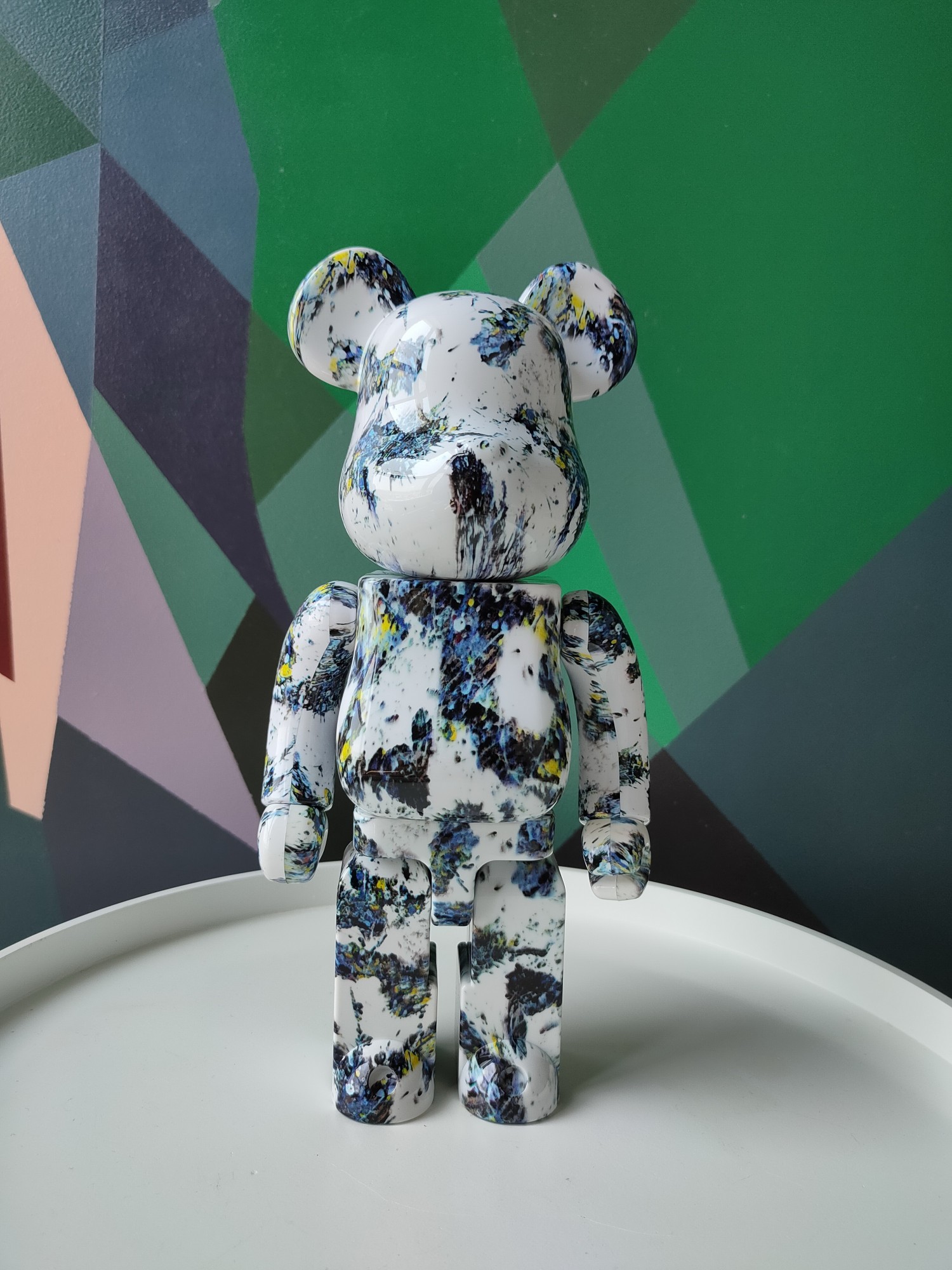 Дизайнерская игровая фигурка Беарбрик Bearbrick Jackson Pollock Splash 400% 28 см (120)
Дизайнерская игровая фигурка Беарбрик Bearbrick Jackson Pollock Splash 400% 28 см (120)
