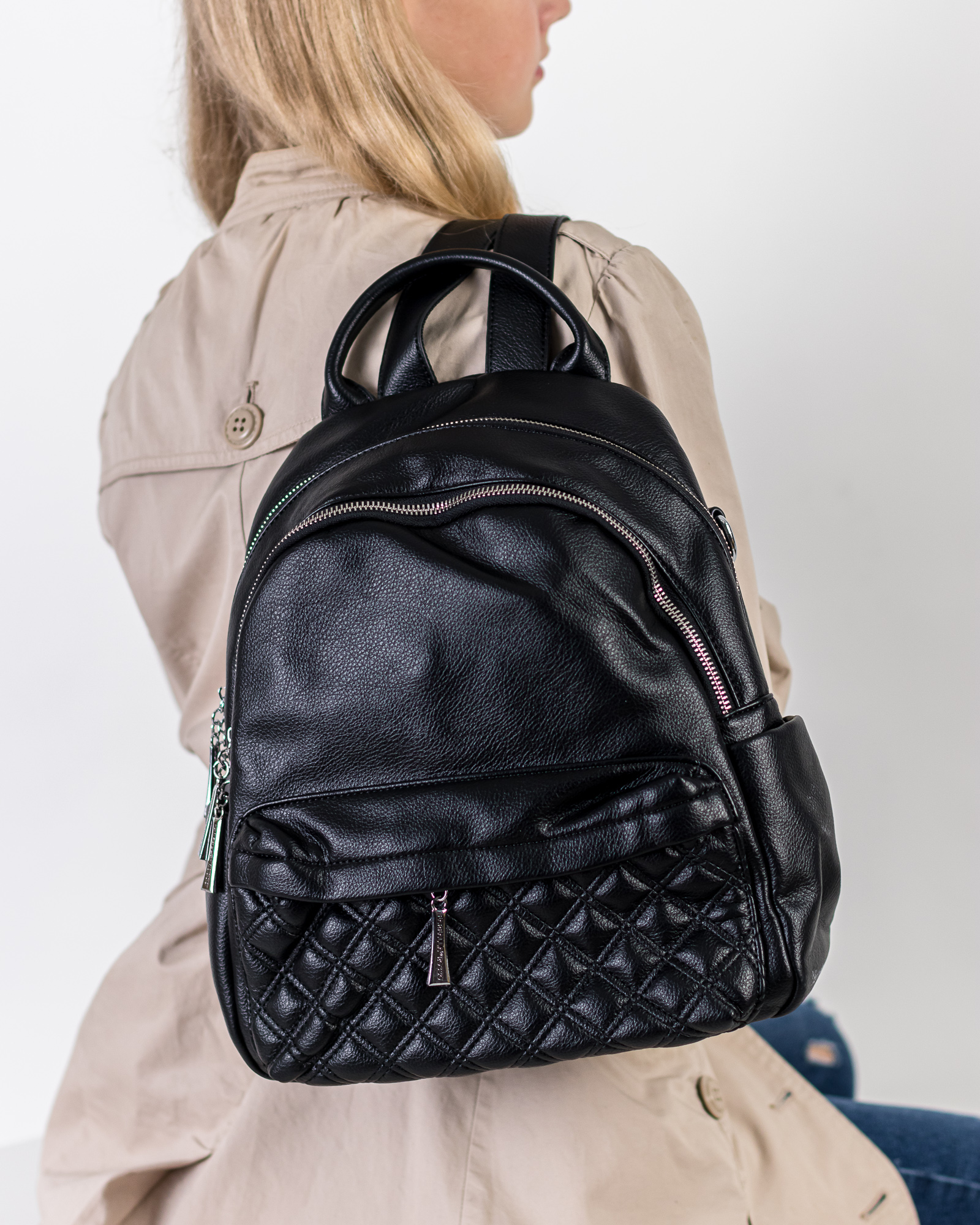 Рюкзак Farfalla Чорний сумка (6305 S)
Рюкзак Farfalla Чорний сумка (6305 S)