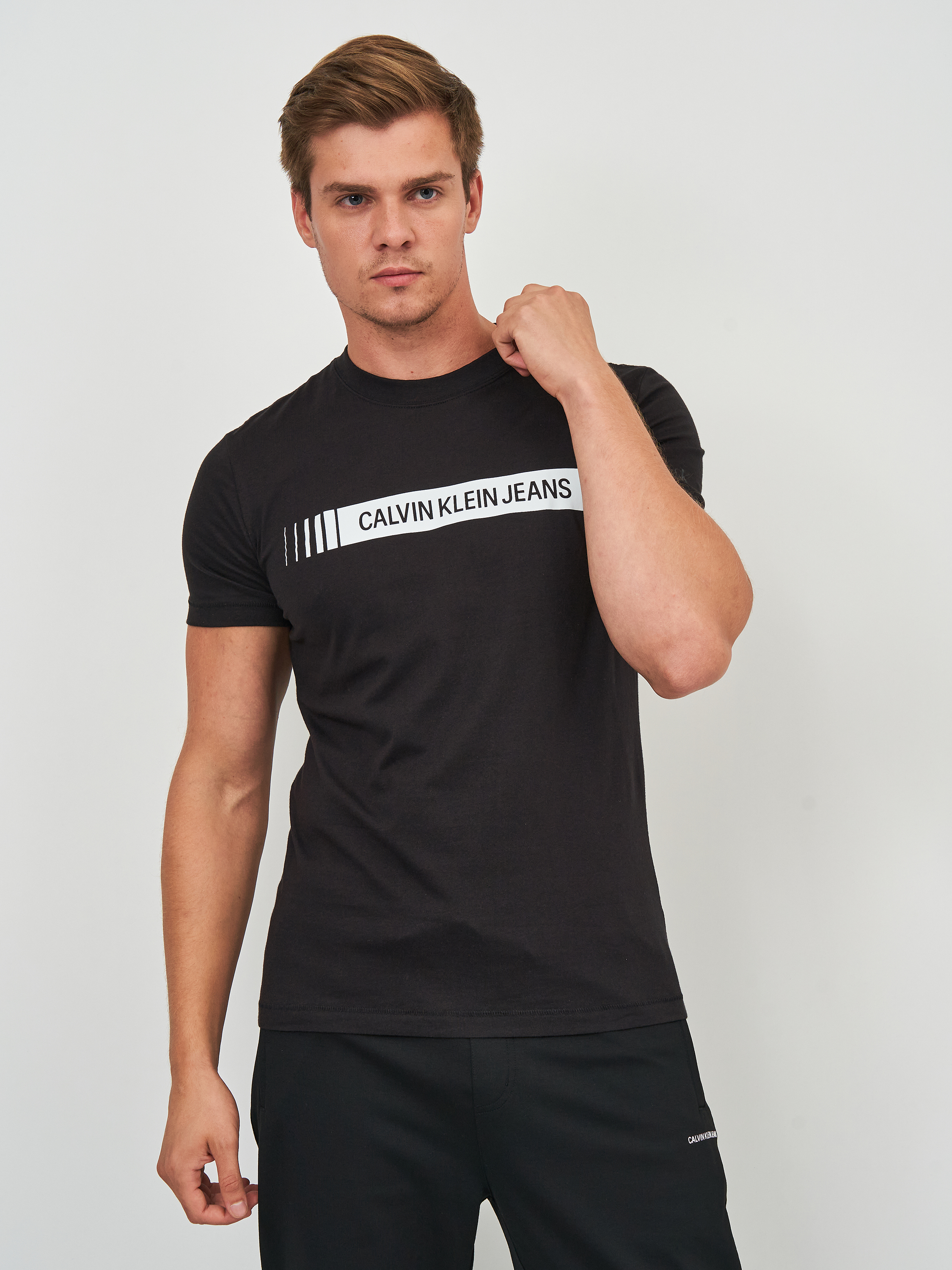 Футболка Calvin Klein Jeans Institutional logo box tee J30J319294-BEH Черная, Футболка Calvin Klein Jeans Institutional logo box tee J30J319294-BEH M Черная
Футболка Calvin Klein Jeans Institutional logo box tee J30J319294-BEH Черная, Футболка Calvin Klein Jeans Institutional logo box tee J30J319294-BEH M Черная