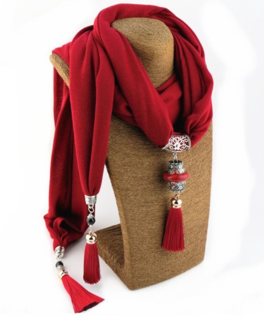 Шарф женский декоративный трикотажный с украшением кулон из бижутерного сплава и смолы 170х40см SHI красная круговая бусина
Шарф женский декоративный трикотажный с украшением кулон из бижутерного сплава и смолы 170х40см SHI красная круговая бусина
