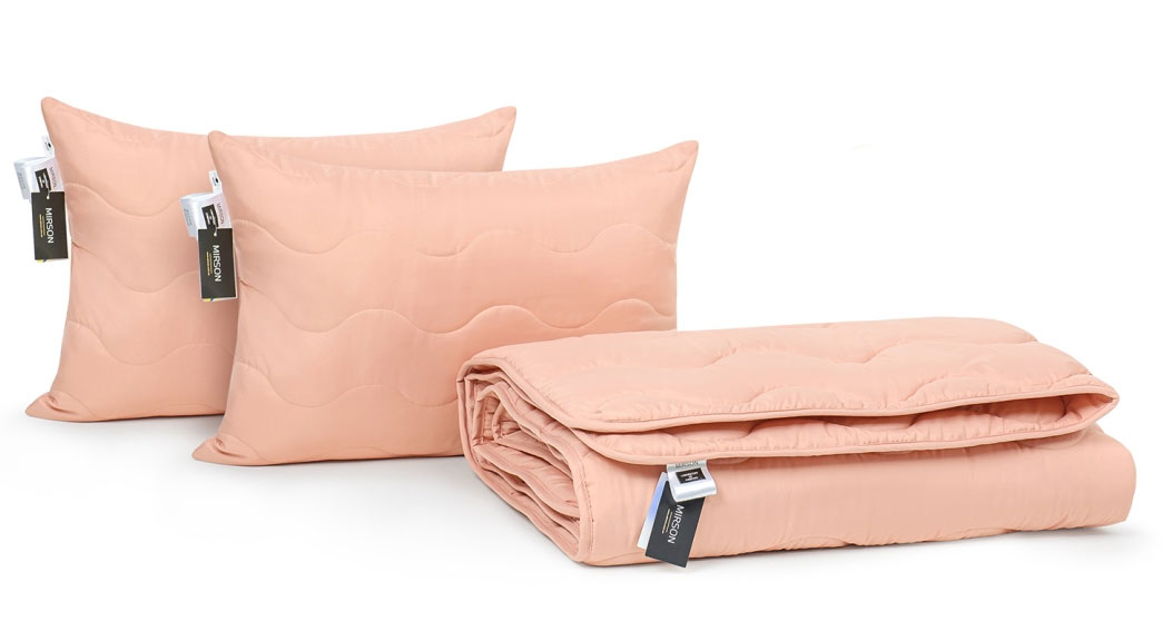Набор антиаллергенный MirSon Шерсть 1750 Eco Light Coral (одеяло + 2 подушки) 200х220 см + 50х70 см украина, шерсть
Набор антиаллергенный MirSon Шерсть 1750 Eco Light Coral (одеяло + 2 подушки) 200х220 см + 50х70 см украина, шерсть