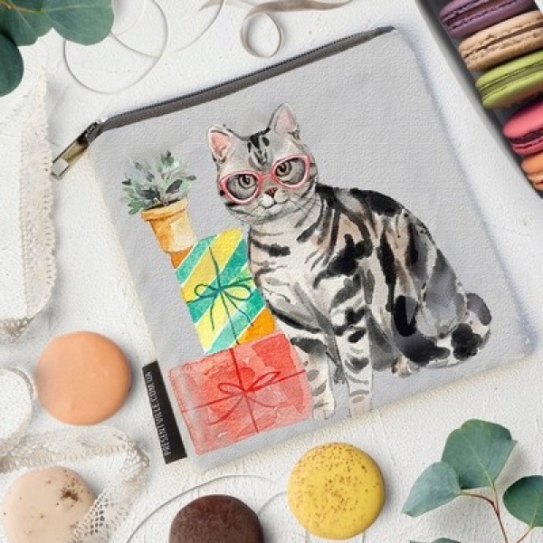 Косметичка квадратная маленькая "Basic Кошка в розовых очках" Present косметичка квадратная с ярким принтом
Косметичка квадратная маленькая "Basic Кошка в розовых очках" Present косметичка квадратная с ярким принтом