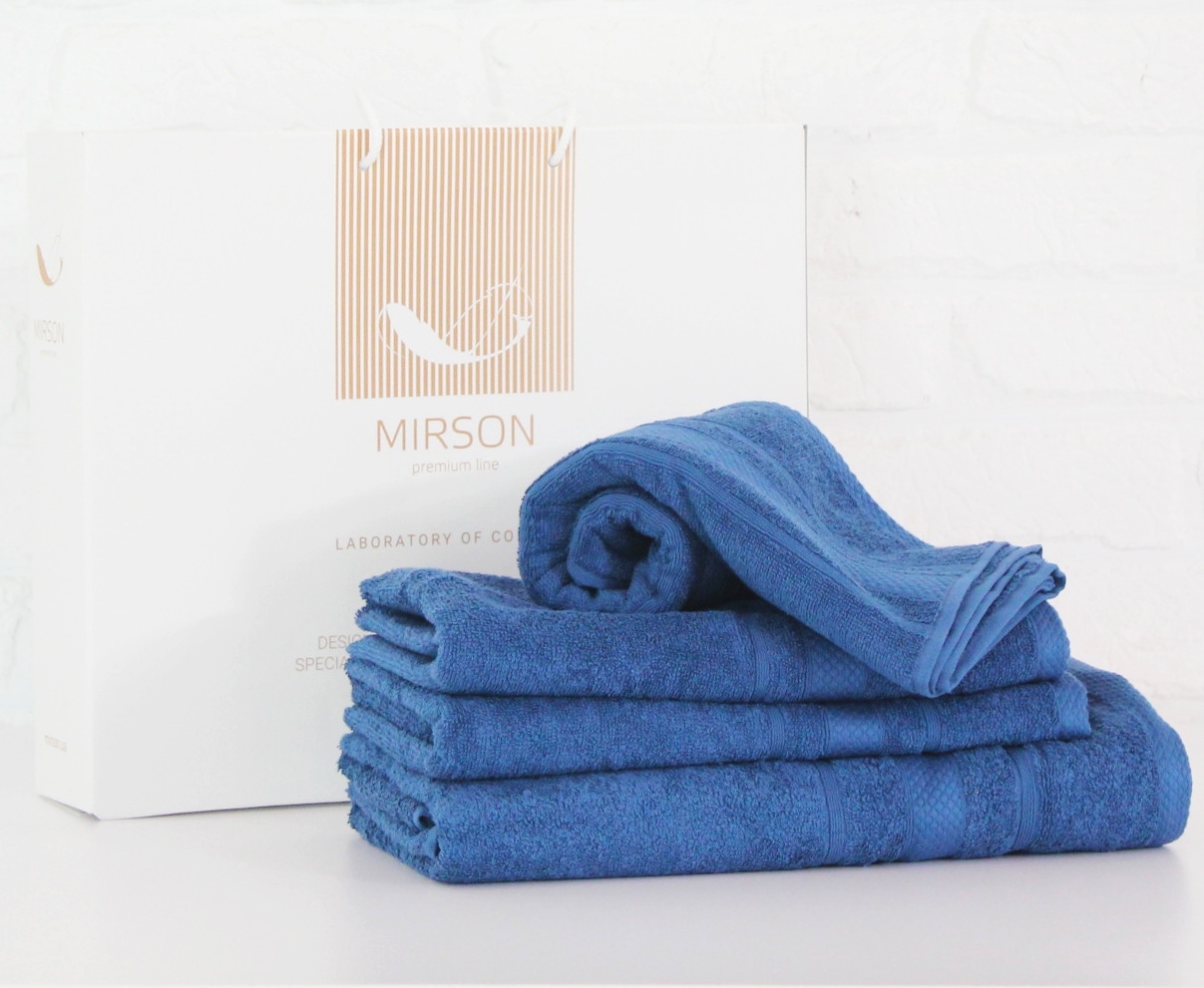 Набор полотенец MirSon 5085 Elite SoftNes Blueberry 40x70 см + 50x90 см + 70x140 см + 100x150 см - 4 шт Синий италия, махра
Набор полотенец MirSon 5085 Elite SoftNes Blueberry 40x70 см + 50x90 см + 70x140 см + 100x150 см - 4 шт Синий италия, махра