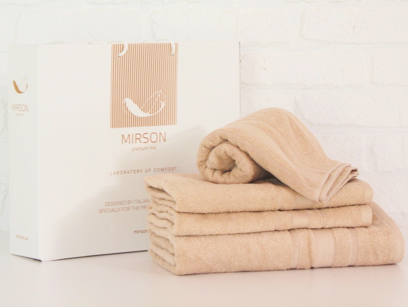 Набор полотенец MirSon 5084 Elite SoftNes Beige 40x70 см + 50x90 см + 70x140 см + 100x150 см - 4 шт Бежевый италия, махра
Набор полотенец MirSon 5084 Elite SoftNes Beige 40x70 см + 50x90 см + 70x140 см + 100x150 см - 4 шт Бежевый италия, махра