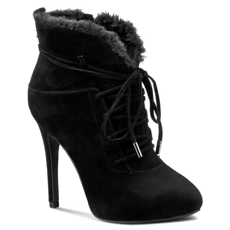 Ботинки женские черные замшевые шпилька GUESS Sidelia FLSID4 SUE09 BLACK размер 39
Ботинки женские черные замшевые шпилька GUESS Sidelia FLSID4 SUE09 BLACK размер 39