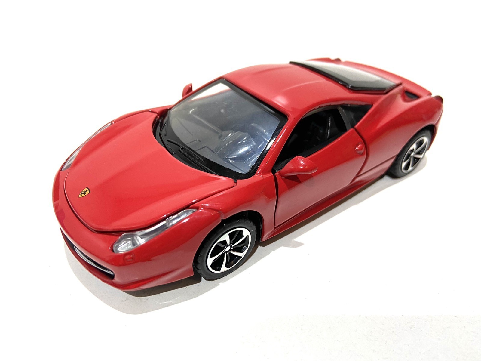 Машинка Auto Expert Ferrari масштаб 1:32 металлическая свет звук LF - 27029 красная
Машинка Auto Expert Ferrari масштаб 1:32 металлическая свет звук LF - 27029 красная