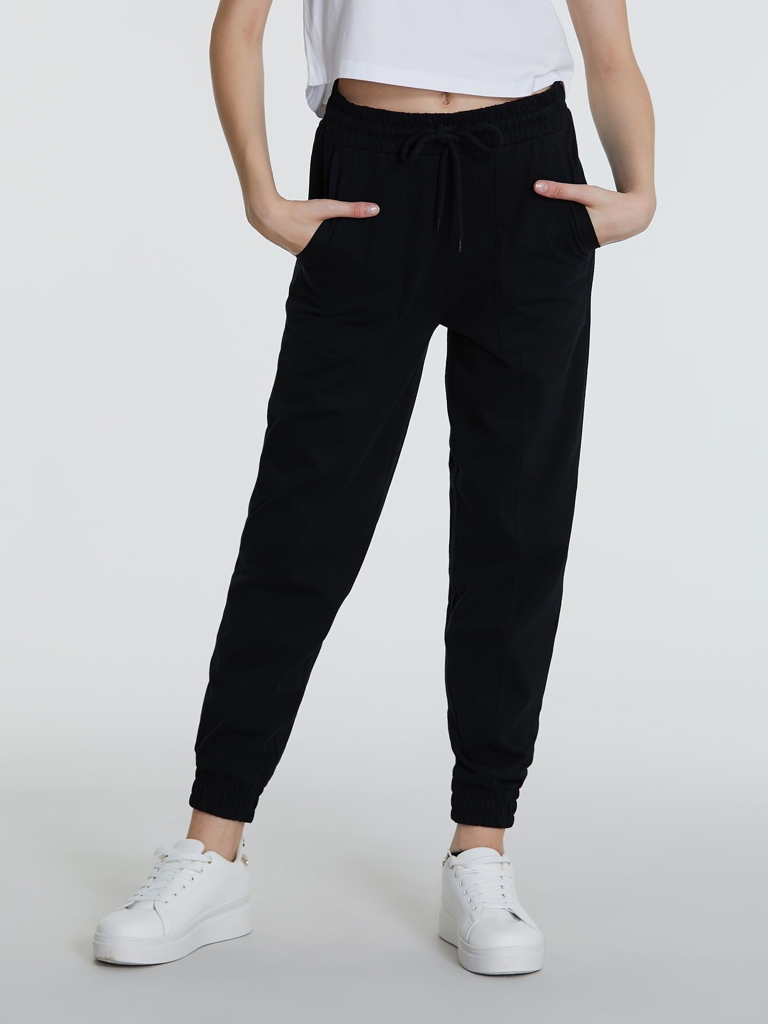 Спортивные штаны Piazza Italia 45315-3 Black, Спортивные штаны Piazza Italia 45315-3 S Black
Спортивные штаны Piazza Italia 45315-3 Black, Спортивные штаны Piazza Italia 45315-3 S Black