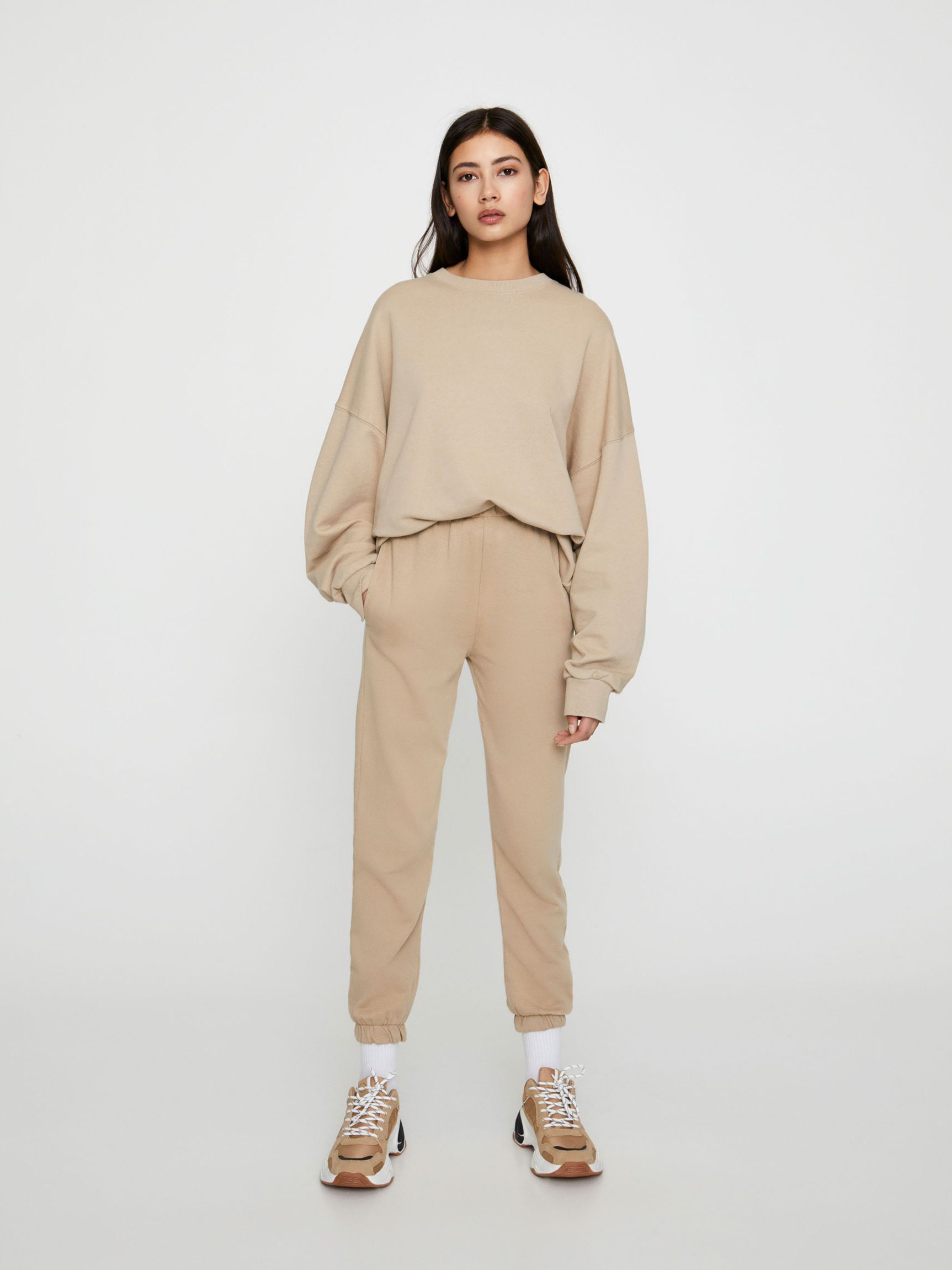 Спортивные штаны Pull & Bear 5670/322/707 Молочные, Спортивные штаны Pull & Bear 5670/322/707 L Молочные
Спортивные штаны Pull & Bear 5670/322/707 Молочные, Спортивные штаны Pull & Bear 5670/322/707 L Молочные