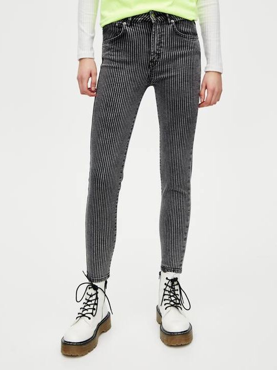 Джинсы Pull & Bear 9687/319/804 Графитовые, Джинсы Pull & Bear 9687/319/804 34 Графитовые
Джинсы Pull & Bear 9687/319/804 Графитовые, Джинсы Pull & Bear 9687/319/804 34 Графитовые