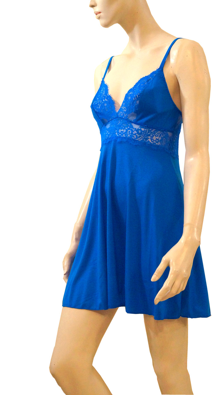 Женская ночная рубашка на бретелях Galina Blue 09 S Синий 
Женская ночная рубашка на бретелях Galina Blue 09 S Синий