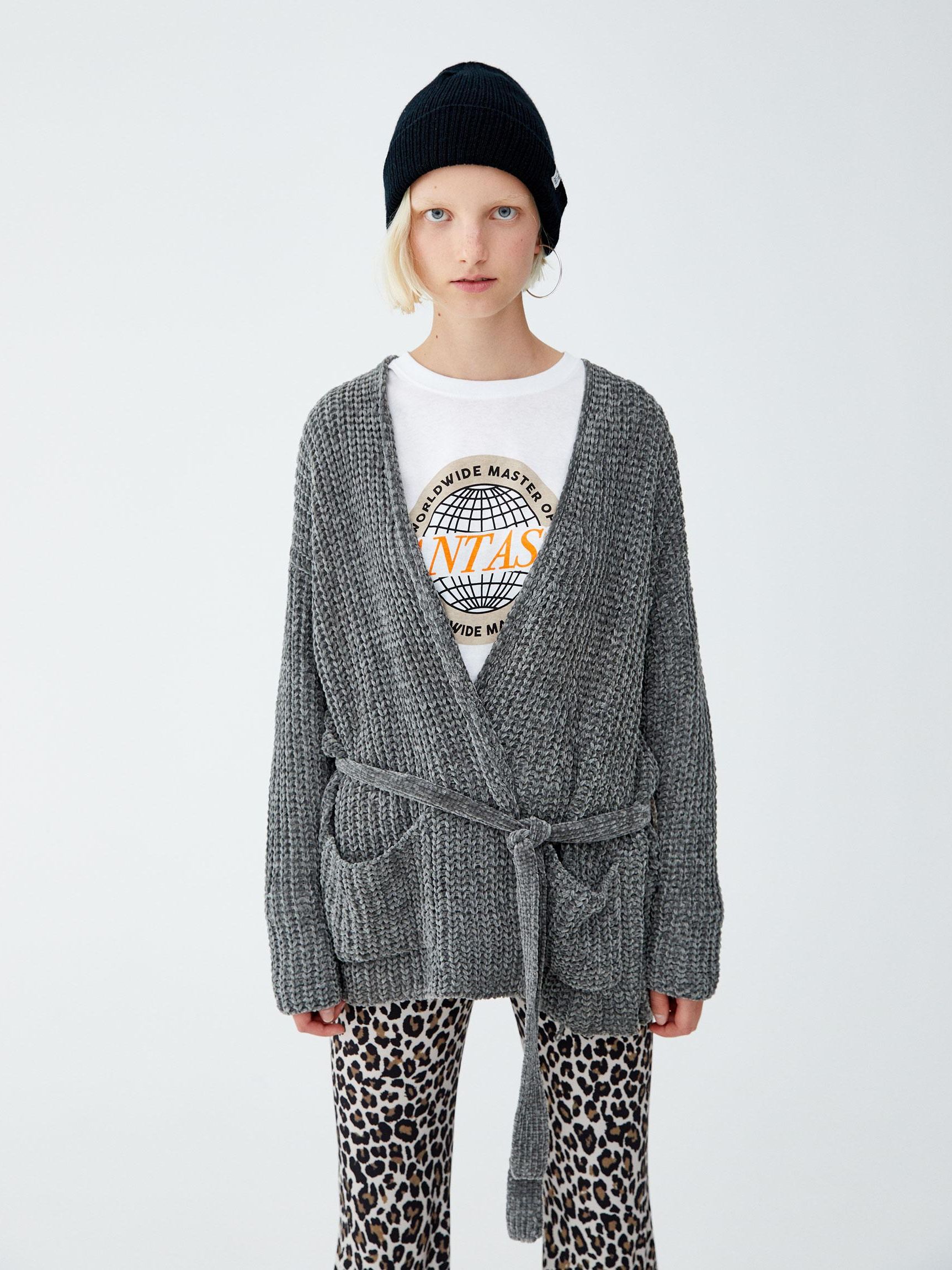 Кардиган Pull & Bear XAZ225405BFQU Темно-серый, Кардиган Pull & Bear XAZ225405BFQU S Темно-серый
Кардиган Pull & Bear XAZ225405BFQU Темно-серый, Кардиган Pull & Bear XAZ225405BFQU S Темно-серый