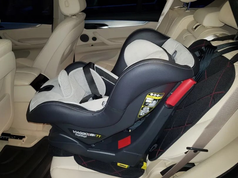 Кожаное (алькантара) детское автокресло Peg Perego Viaggio 1 Duo Fix цвет жемчужно-серый Peg-Perego (IMDA020035DX13DX81)
Кожаное (алькантара) детское автокресло Peg Perego Viaggio 1 Duo Fix цвет жемчужно-серый Peg-Perego (IMDA020035DX13DX81)