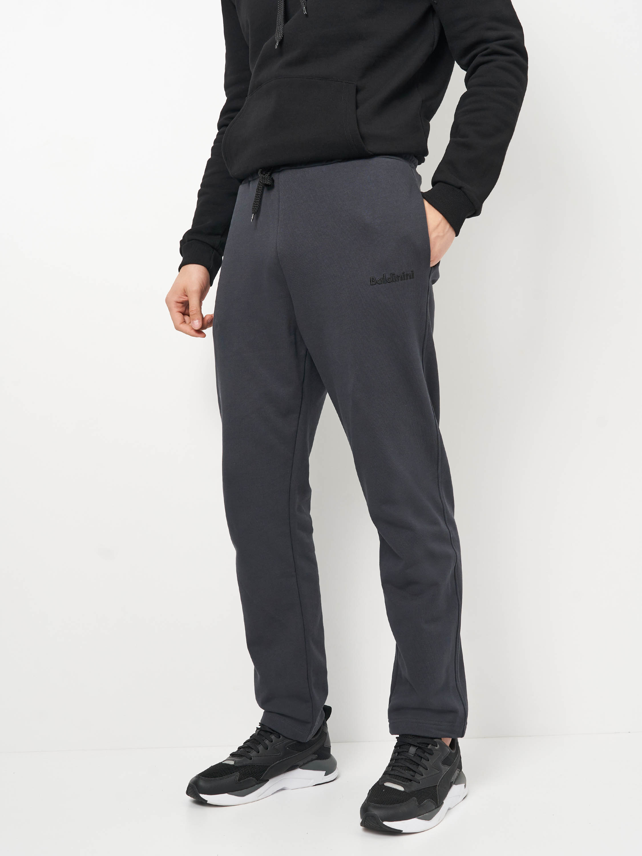 Спортивные штаны Baldinini Felpa Pantalone Ricamo 3D M16-N9299 S (48) Grigio Scuro
Спортивные штаны Baldinini Felpa Pantalone Ricamo 3D M16-N9299 S (48) Grigio Scuro