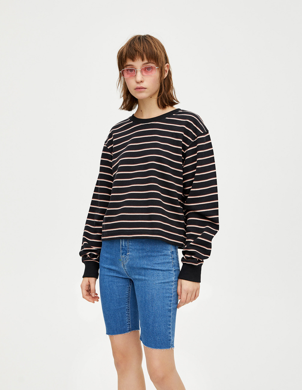 Свитшот PULL & BEAR Ж1076183 (5590/383/800) цвет черный, Свитшот PULL & BEAR Ж1076183 (5590/383/800) цвет черный XS
Свитшот PULL & BEAR Ж1076183 (5590/383/800) цвет черный, Свитшот PULL & BEAR Ж1076183 (5590/383/800) цвет черный XS