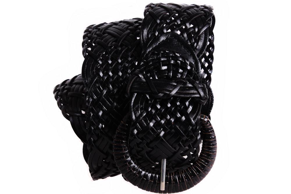 Плетеный пояс для женщин из натуральной кожи D-Belts S0116 черный (100-110 см х 5.5 см)
Плетеный пояс для женщин из натуральной кожи D-Belts S0116 черный (100-110 см х 5.5 см)