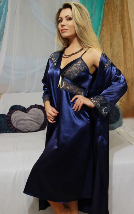 Шелковый Домашний Халат с Кружевом FLEUR Lingerie Длинный Однотонный с Поясом 40 (L) Рукав Три Четверти ( P 42316)
Шелковый Домашний Халат с Кружевом FLEUR Lingerie Длинный Однотонный с Поясом 40 (L) Рукав Три Четверти ( P 42316)