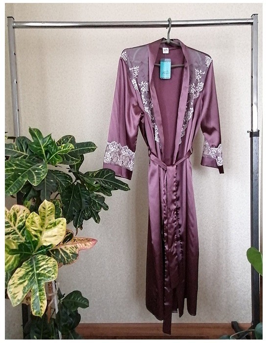 Шелковый Домашний Халат с Кружевом FLEUR Lingerie Однотонный с Длинным Рукавом 38 (M) Миди (P 42314)
Шелковый Домашний Халат с Кружевом FLEUR Lingerie Однотонный с Длинным Рукавом 38 (M) Миди (P 42314)