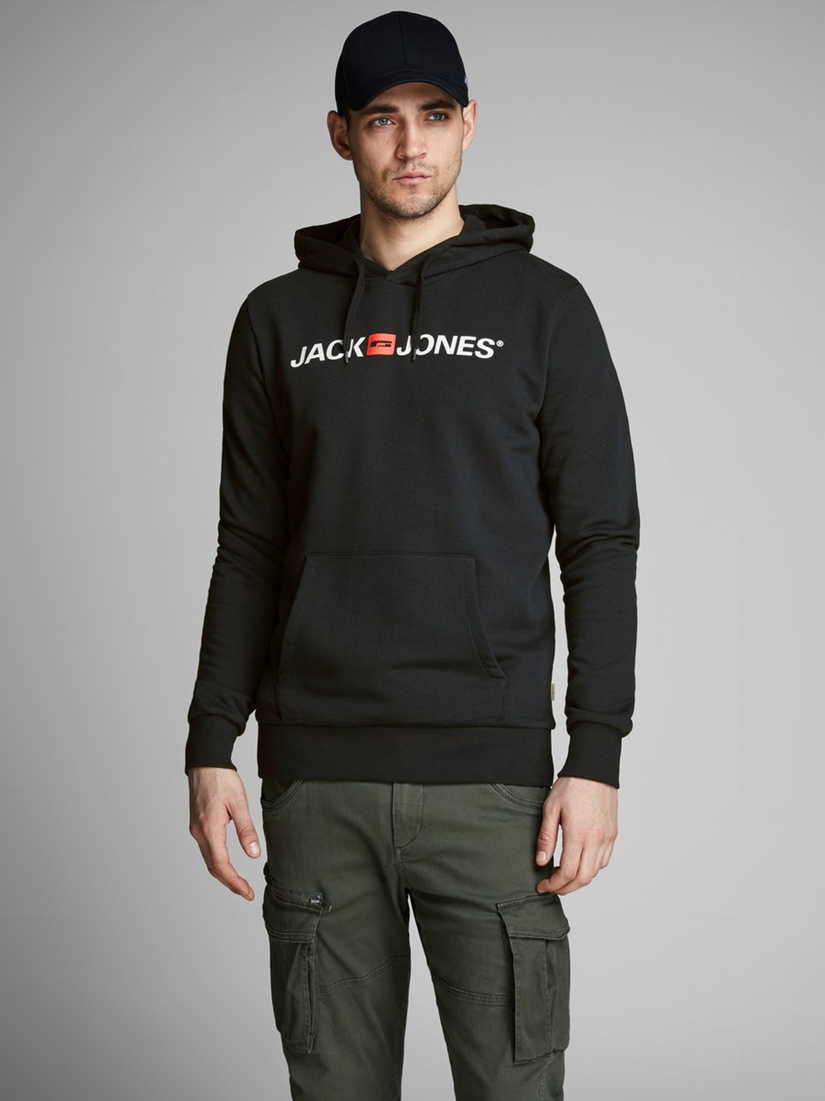 Толстовка Jack & Jones JJECORP OLD LOGO SWEAT HOOD NOOS Черный 12137054Black, Толстовка Jack & Jones JJECORP OLD LOGO SWEAT HOOD NOOS L Черный 12137054Black
Толстовка Jack & Jones JJECORP OLD LOGO SWEAT HOOD NOOS Черный 12137054Black, Толстовка Jack & Jones JJECORP OLD LOGO SWEAT HOOD NOOS L Черный 12137054Black