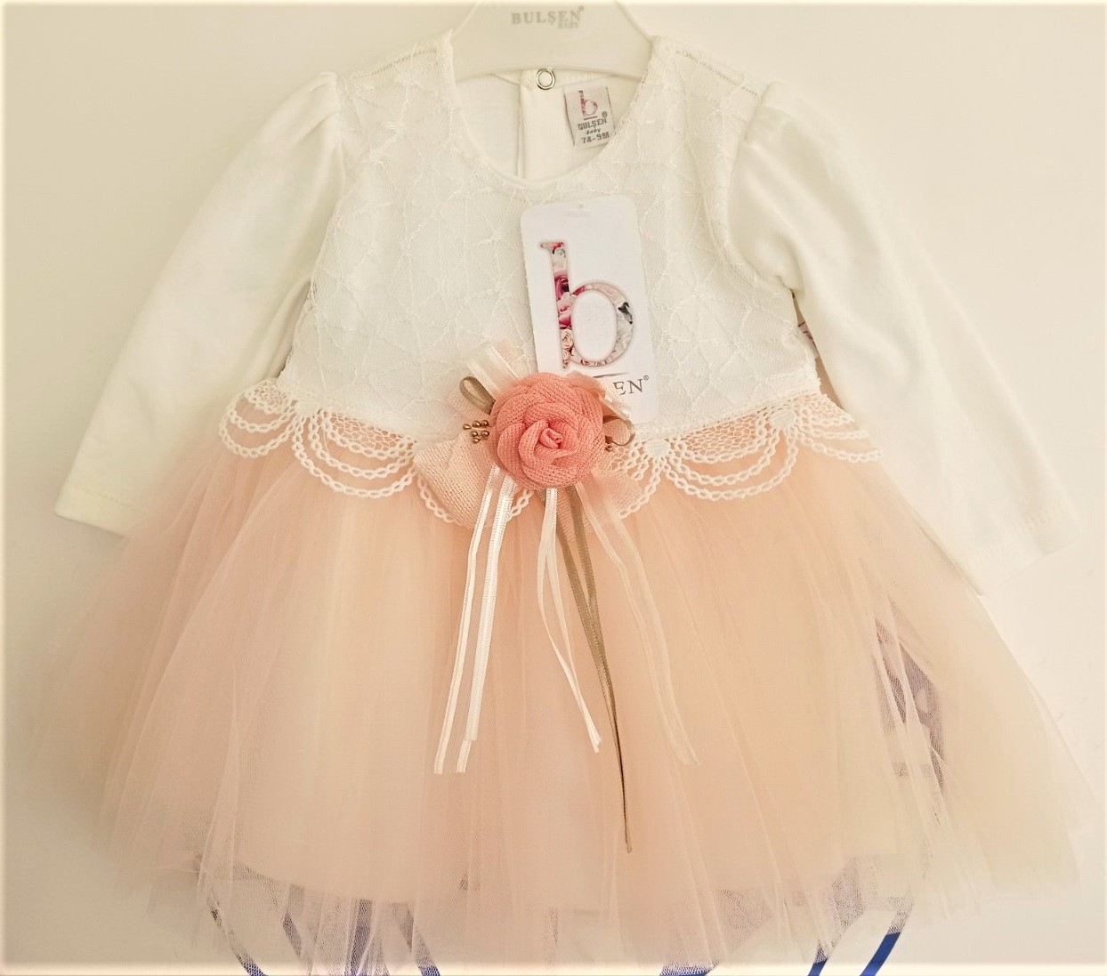 Пышное платье для маленькой принцессы Розочка Bulsen baby 80 р-р 12 мес белое//персик
Пышное платье для маленькой принцессы Розочка Bulsen baby 80 р-р 12 мес белое//персик