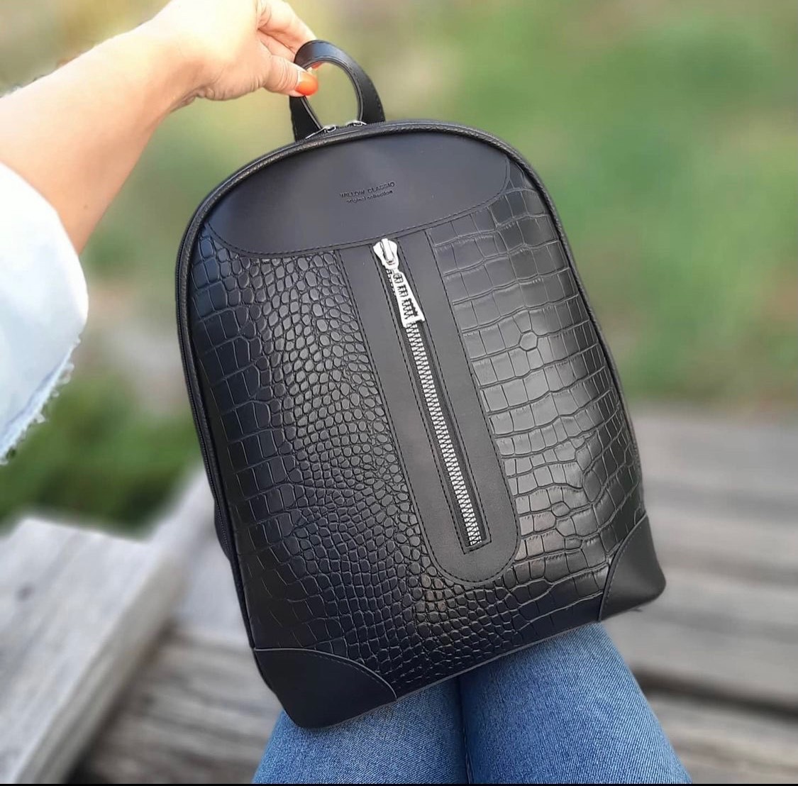 Большой женский городской рюкзак OEM рептилия змеиный черный (0762)
Большой женский городской рюкзак OEM рептилия змеиный черный (0762)