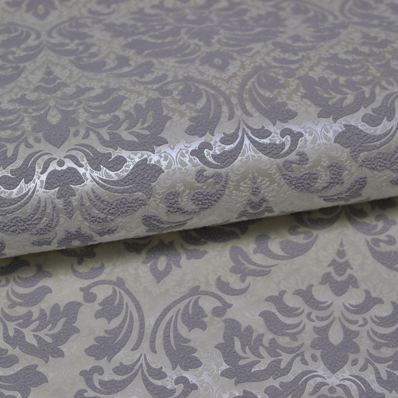 Обои виниловые на флизелиновой основе Bravo 1,06х10,05м серый (86003BR90)
Обои виниловые на флизелиновой основе Bravo 1,06х10,05м серый (86003BR90)