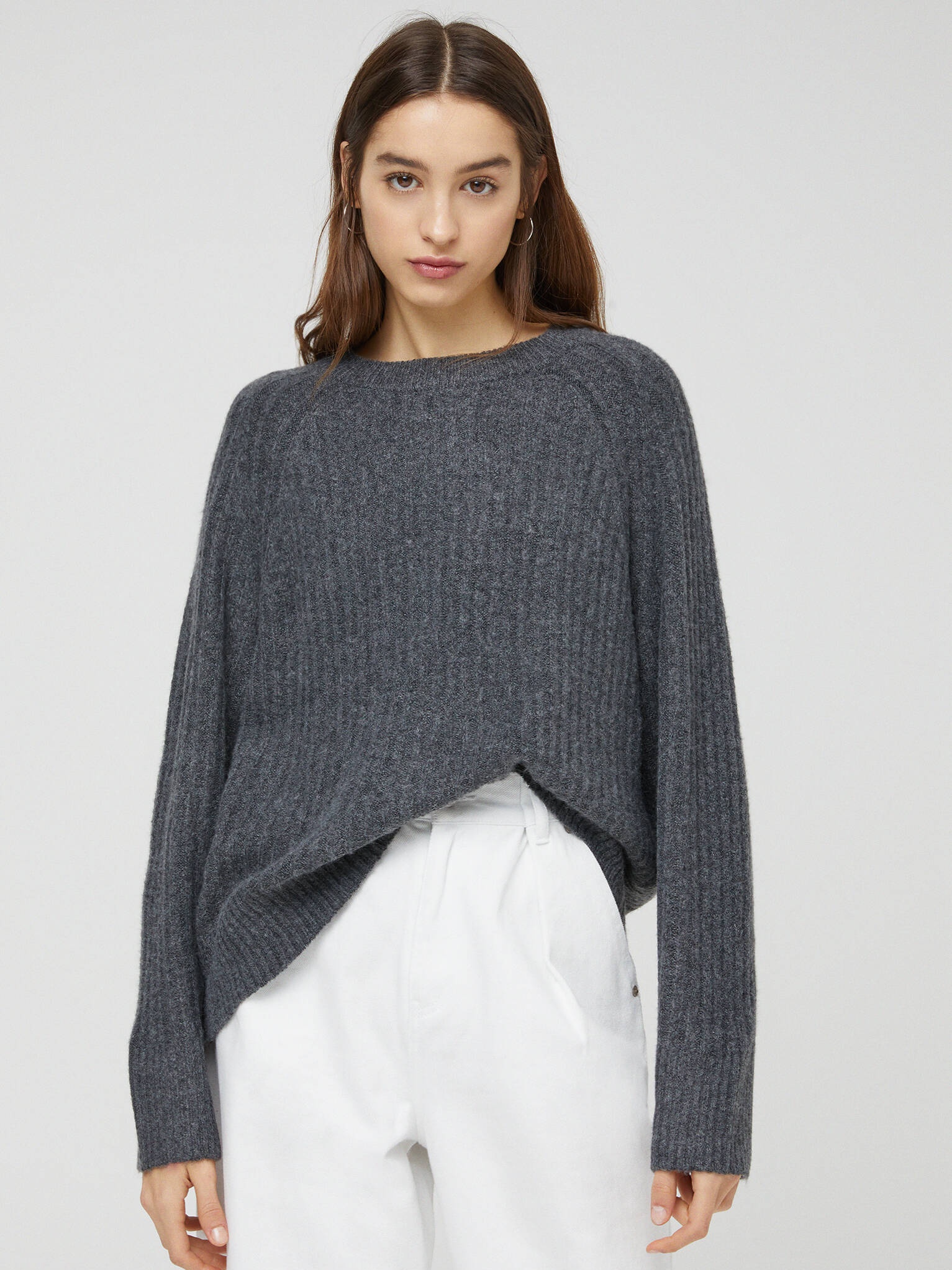 Джемпер Pull & Bear 9553/333/807 M Серый
Джемпер Pull & Bear 9553/333/807 M Серый