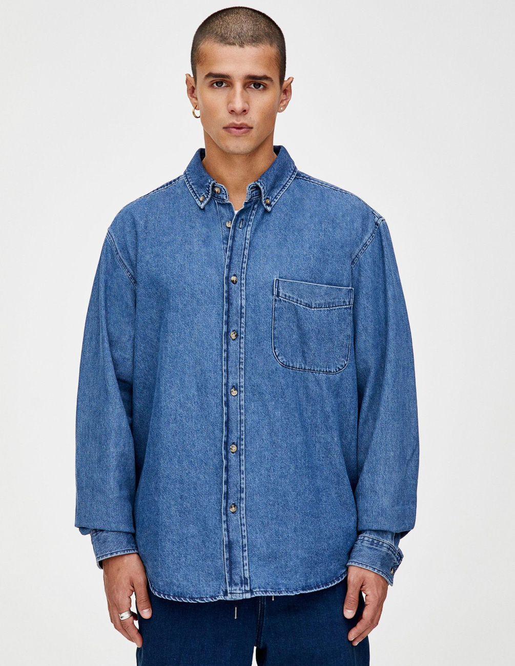 Рубашка д/р PULL & BEAR М0116121 (9474/550/400) цвет синий, Рубашка д/р PULL & BEAR М0116121 (9474/550/400) цвет синий L
Рубашка д/р PULL & BEAR М0116121 (9474/550/400) цвет синий, Рубашка д/р PULL & BEAR М0116121 (9474/550/400) цвет синий L