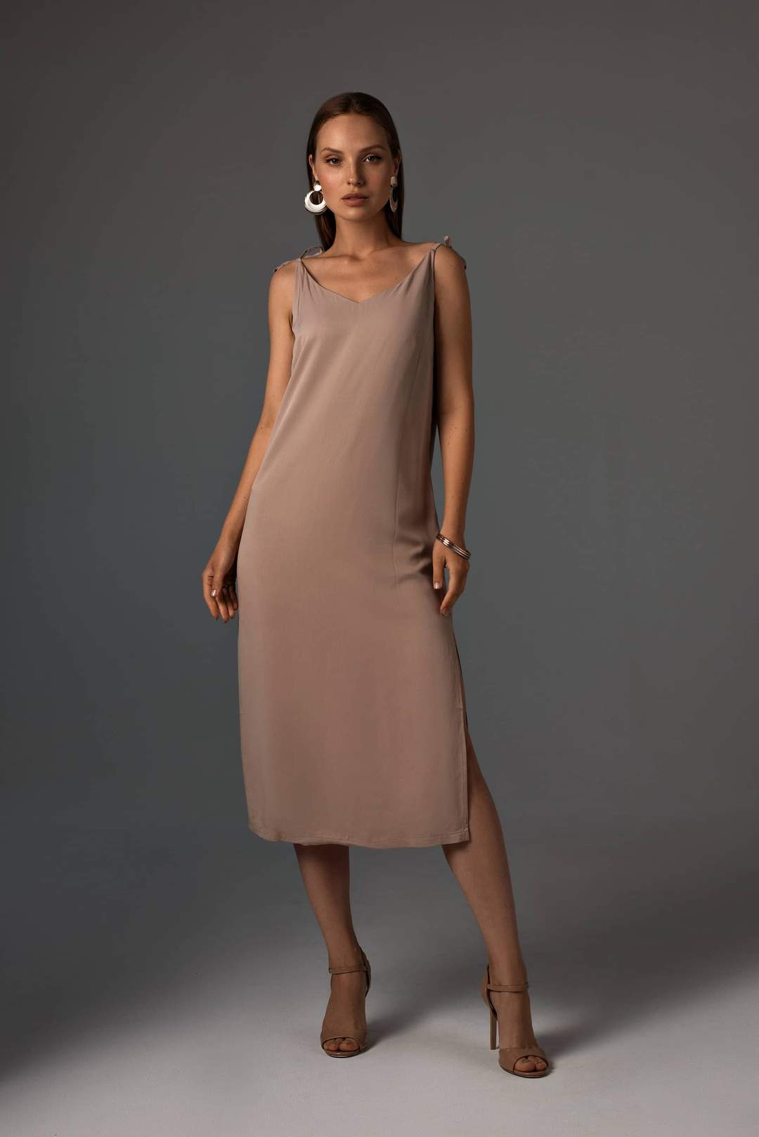 Ночная рубашка Sleep&Go SleepDress Midi Бежевая, Ночная рубашка Sleep&Go SleepDress Midi L Бежевая
Ночная рубашка Sleep&Go SleepDress Midi Бежевая, Ночная рубашка Sleep&Go SleepDress Midi L Бежевая