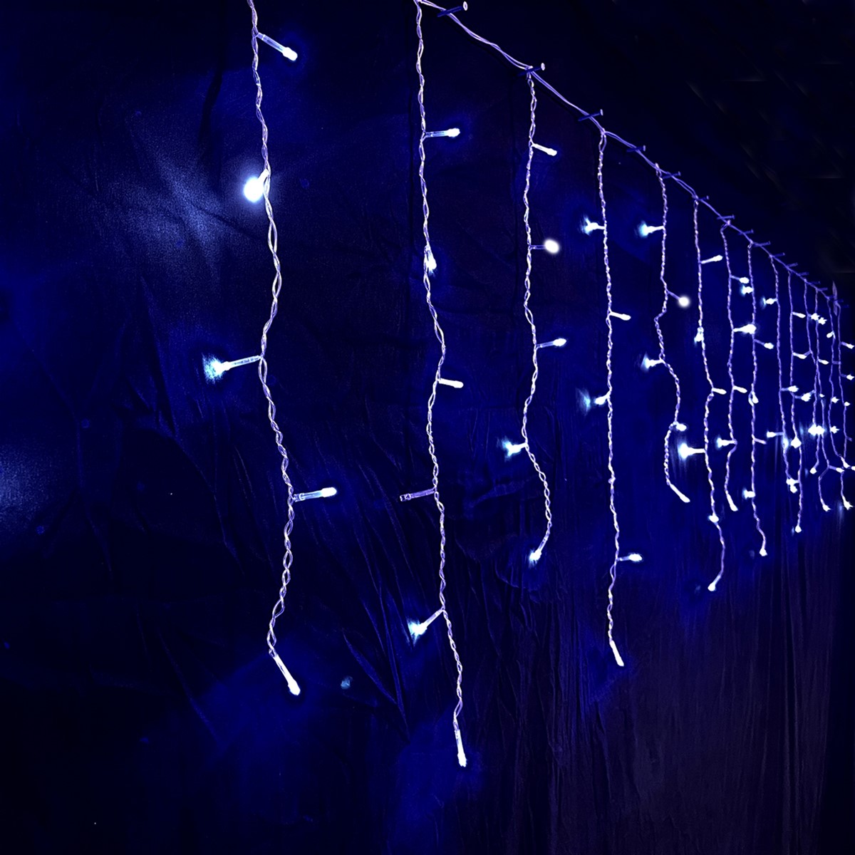 Светодиодная гирлянда Новогодько 83 LED, Синяя, 3х0.6 м, мерцание (973777) (4820253262903)
Светодиодная гирлянда Новогодько 83 LED, Синяя, 3х0.6 м, мерцание (973777) (4820253262903)