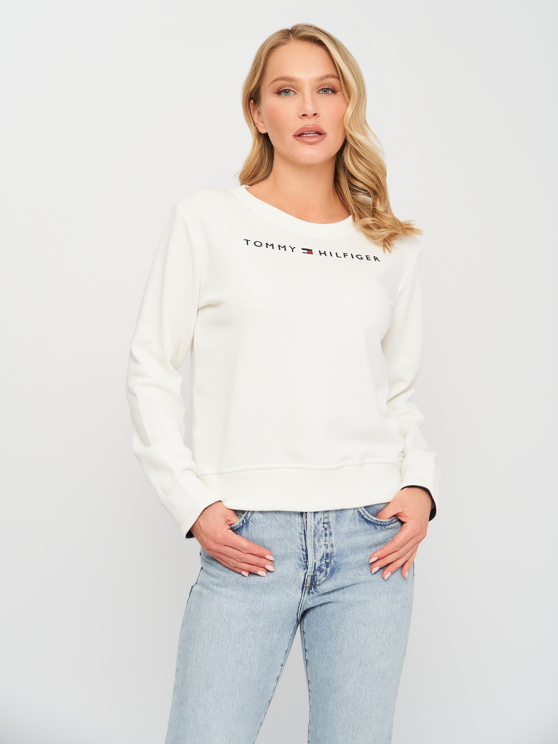 Свитшот Tommy Hilfiger 10844.2 (44) Белый, Свитшот Tommy Hilfiger 10844.2 M (44) Белый
Свитшот Tommy Hilfiger 10844.2 (44) Белый, Свитшот Tommy Hilfiger 10844.2 M (44) Белый